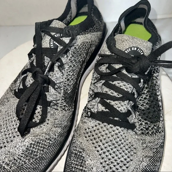 Nike Free RN Flyknit Men’s Running Shoes Oreo Black/White 942838-101 Size 9